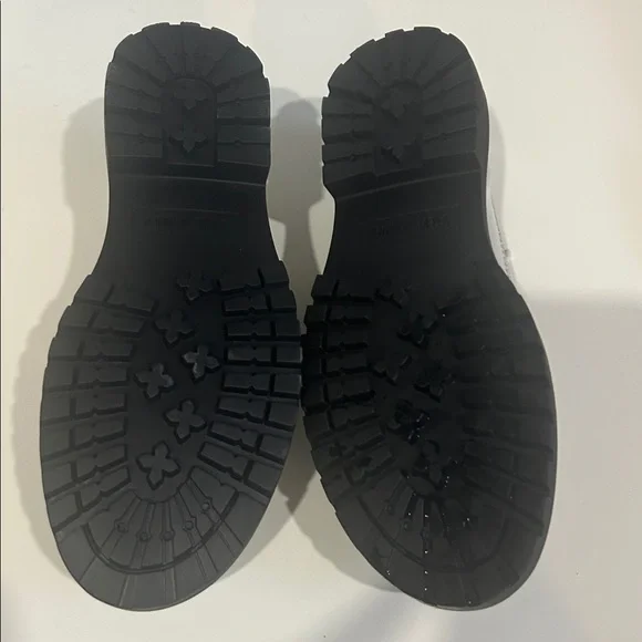 Steve Madden big girls beige  Loafers with sparkle accent - Picture 4 of 6